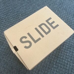 Adidas Yeezy Slide Pure